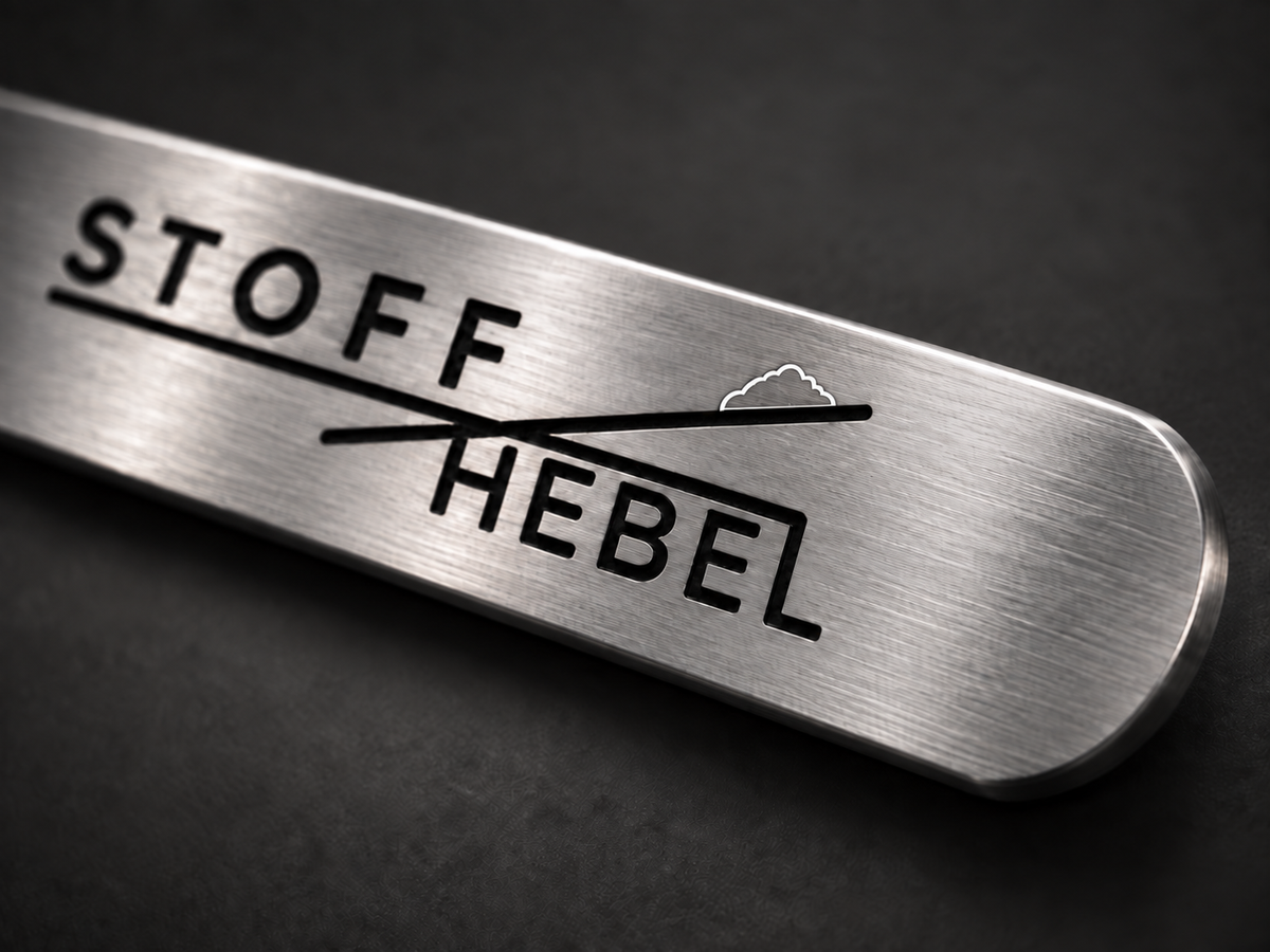 Handgebürsteter Edelstahl